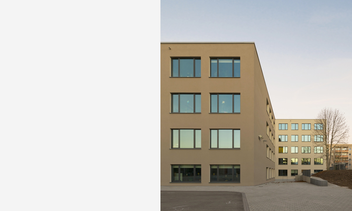 Copyright Michael Miltzow 2015 NOV8433 opt 02-a.jpg